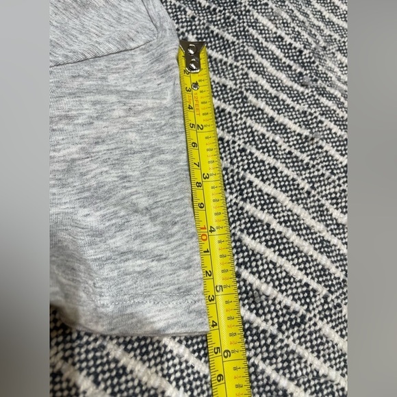 RW&CO - Camber & Grace T-Shirt Inspire Size Small - Picture 11 of 12